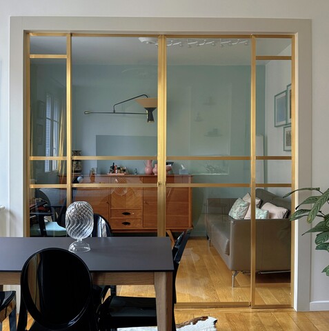 Double porte coulissante en laiton à Boulogne Billancourt