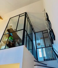 Porte coulissante verrière Mondrian à Villennes-sur-Seine