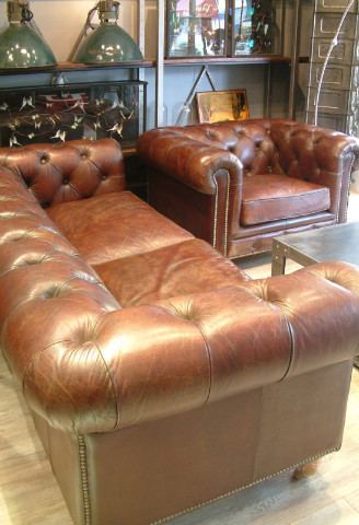 Fauteuils et canapés Chesterfield