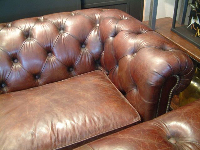 Fauteuils et canapés Chesterfield