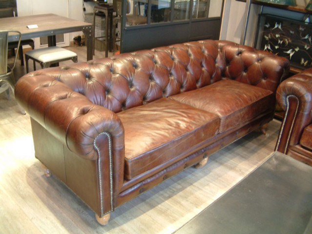 Fauteuils et canapés Chesterfield