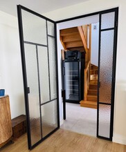 Porte battante en verrière