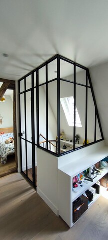 Verriere noire sous comble