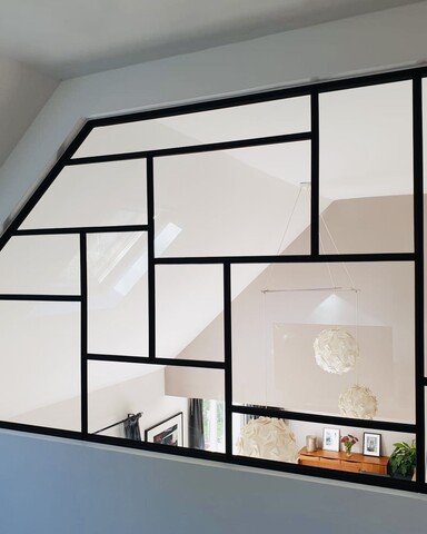 Verrière sous pente style Mondrian pour mezzanine à Chevreuse