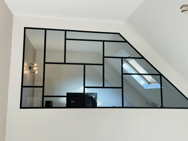 Verrière sous pente style Mondrian pour mezzanine à Chevreuse