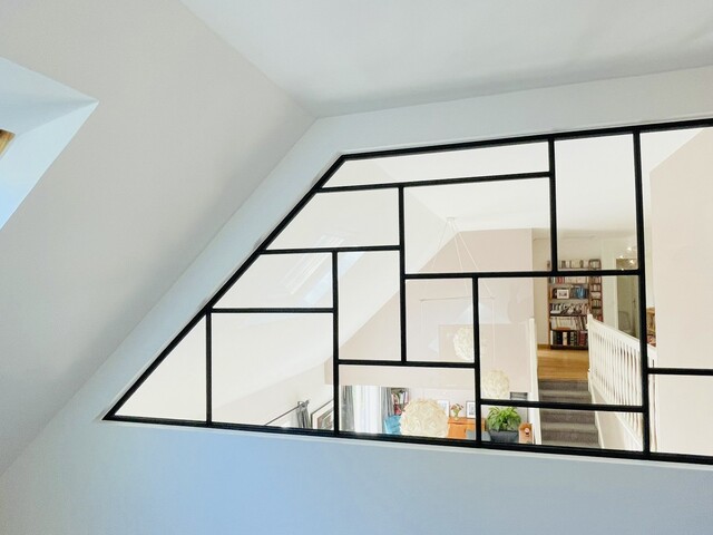 Verrière sous pente style Mondrian pour mezzanine à Chevreuse